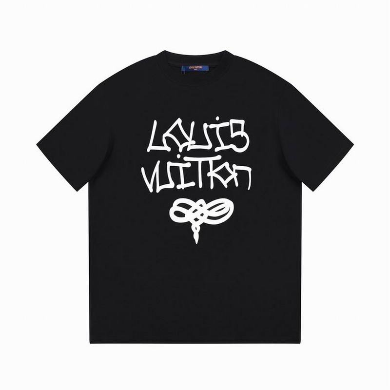 Louis Vuitton Men's T-shirts 927